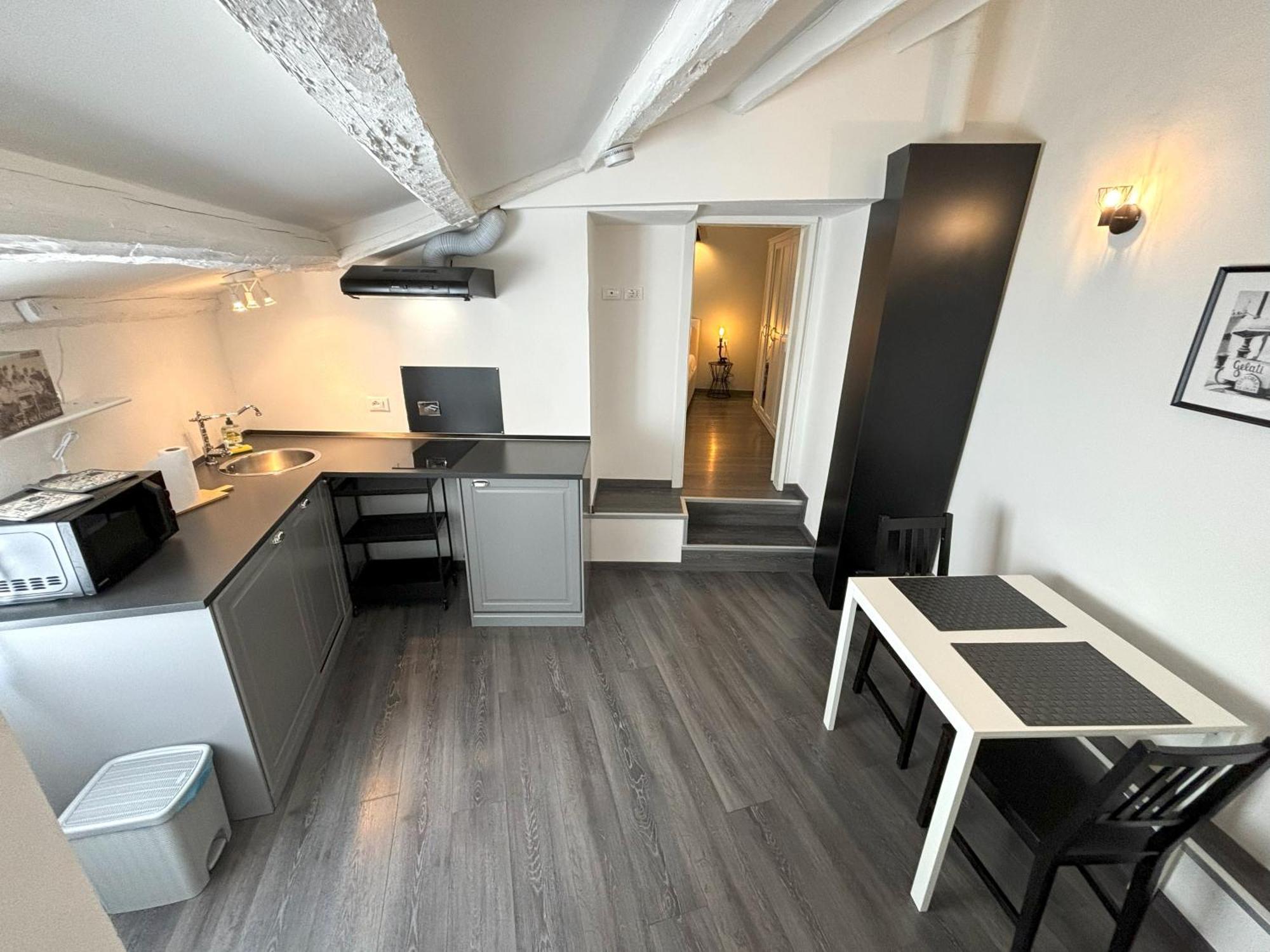 Interno 24 Apartment Triest